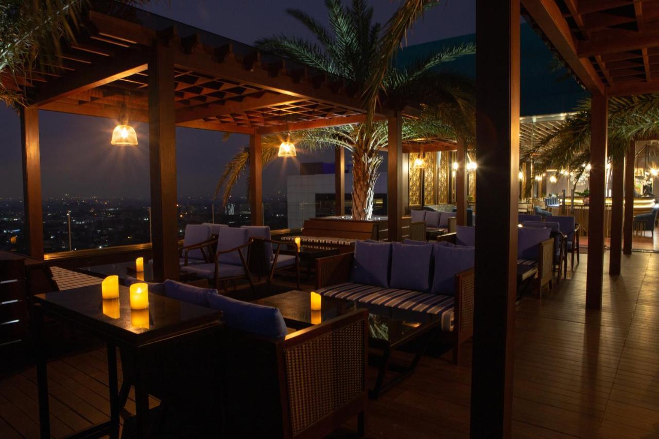 Avenzel Hotel & Convention Cibubur Exterior foto